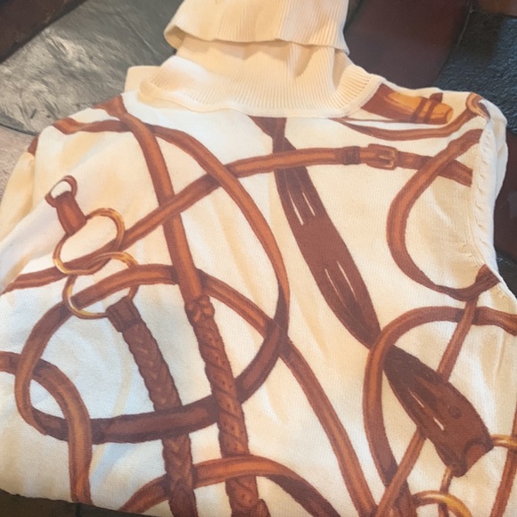 Lauren sz ps long sleeve sweater has stretch ex condition - Picture 4 of 7